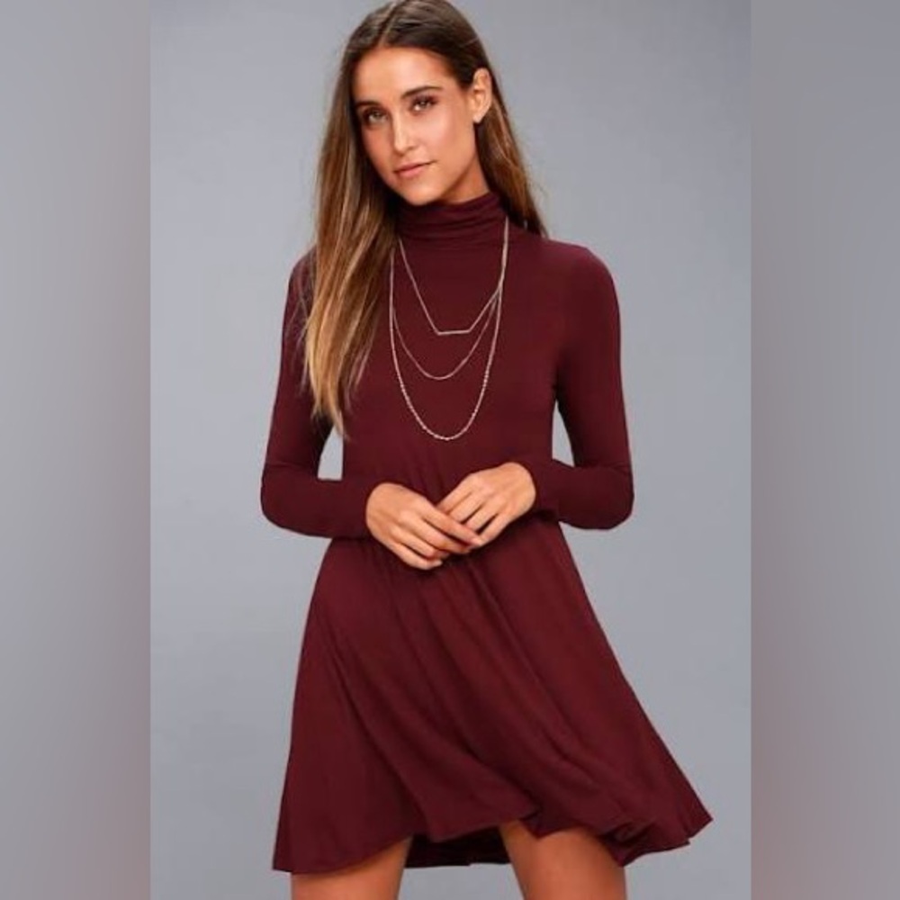 Lulus sway girl sway burgundy turtleneck dress| XS